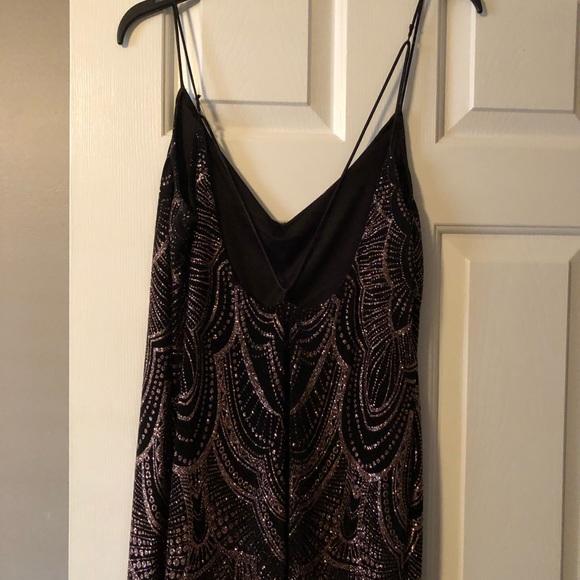 Evening gown - Picture 1 of 2